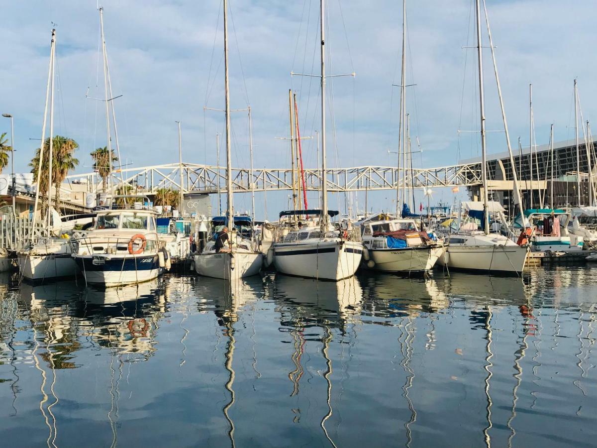 Sleep & Boats Barcelona City Sant Adrià de Besòs Extérieur photo