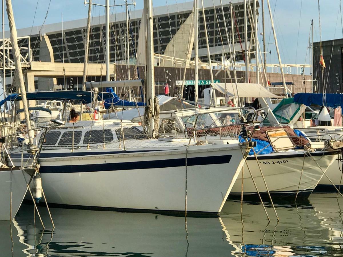 Sleep & Boats Barcelona City Sant Adrià de Besòs Extérieur photo